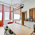 Cozy Flat With Jacuzzi - 2Bdr